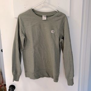 Women’s north face patch crew size s in olive green